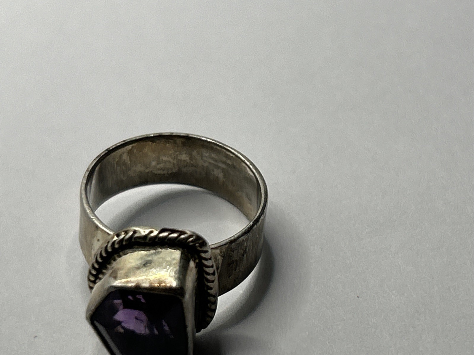 Pentagon Shaped Ring 925 Sterling Silver Amethyst Stone size 6 Vintage
