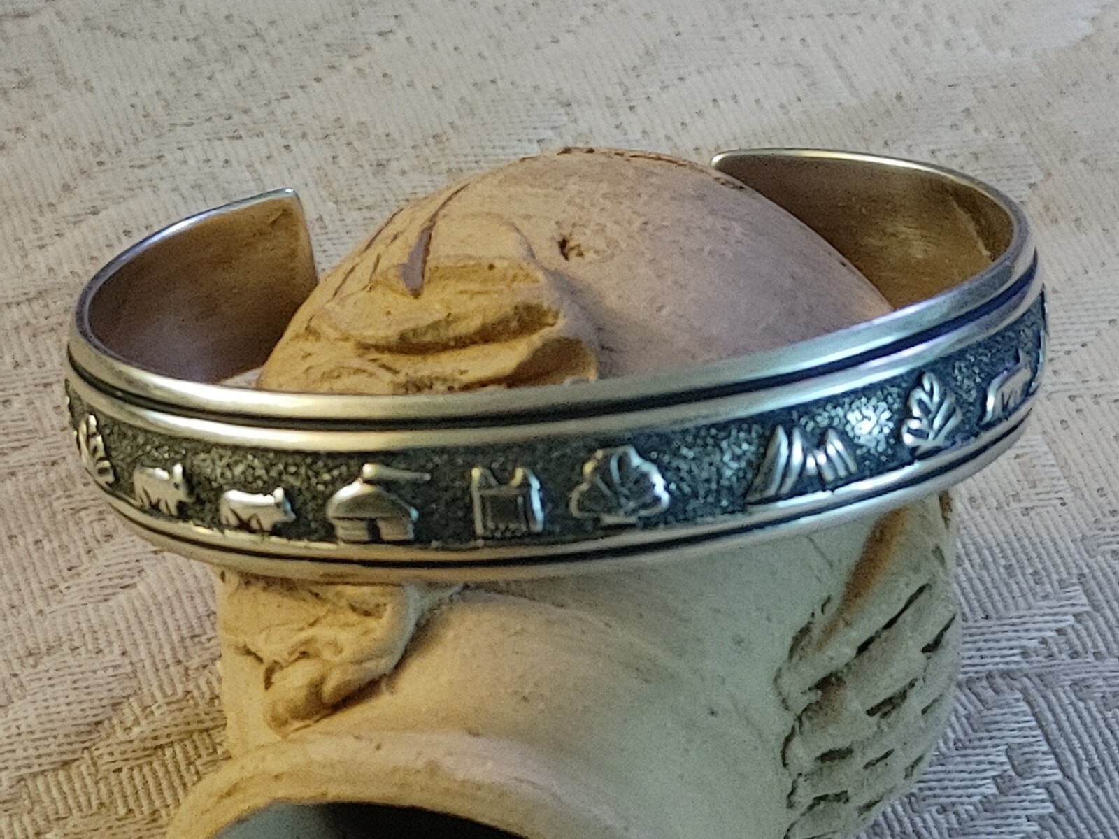 Tommy Singer Navajo, Sterling Silver Overlay Storyteller Cuff Bracelet