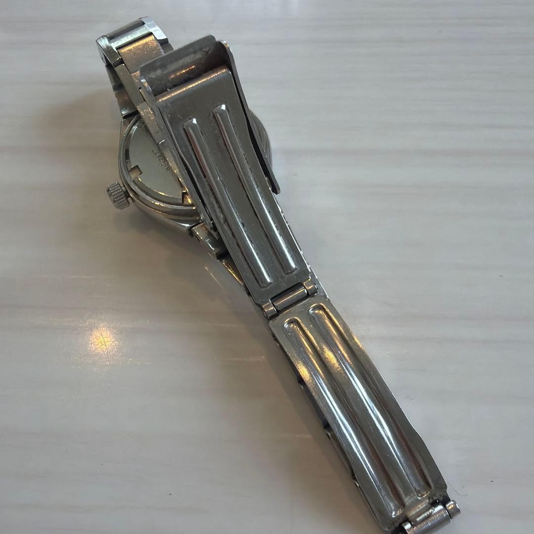 A vintage SEIKO AUTOMATIC wristwatch from 1972, about 50 years ago.
