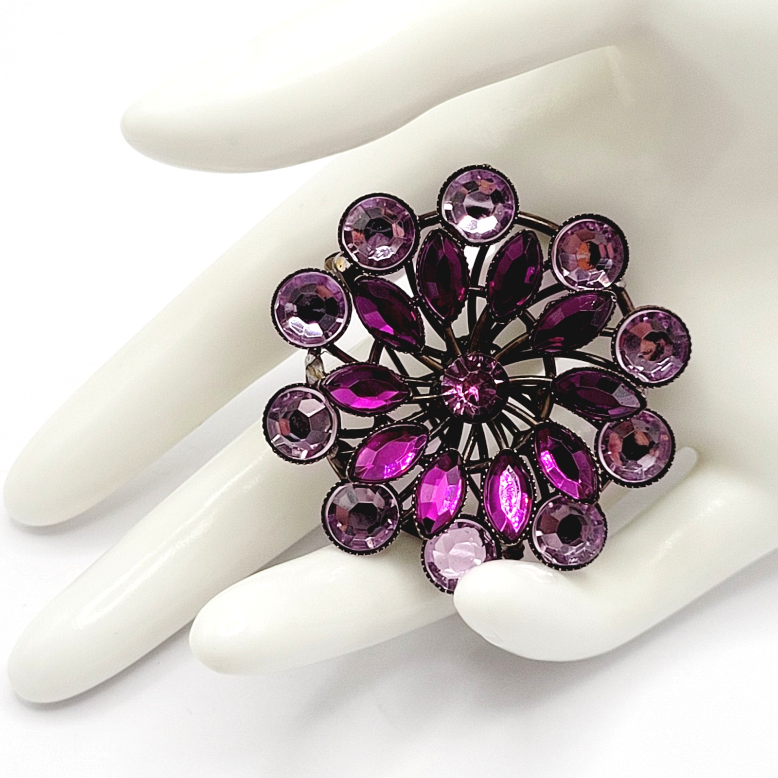 Purple Shades Floral Design Faceted Glass Rhinestone Metal Costume Brooch Pin