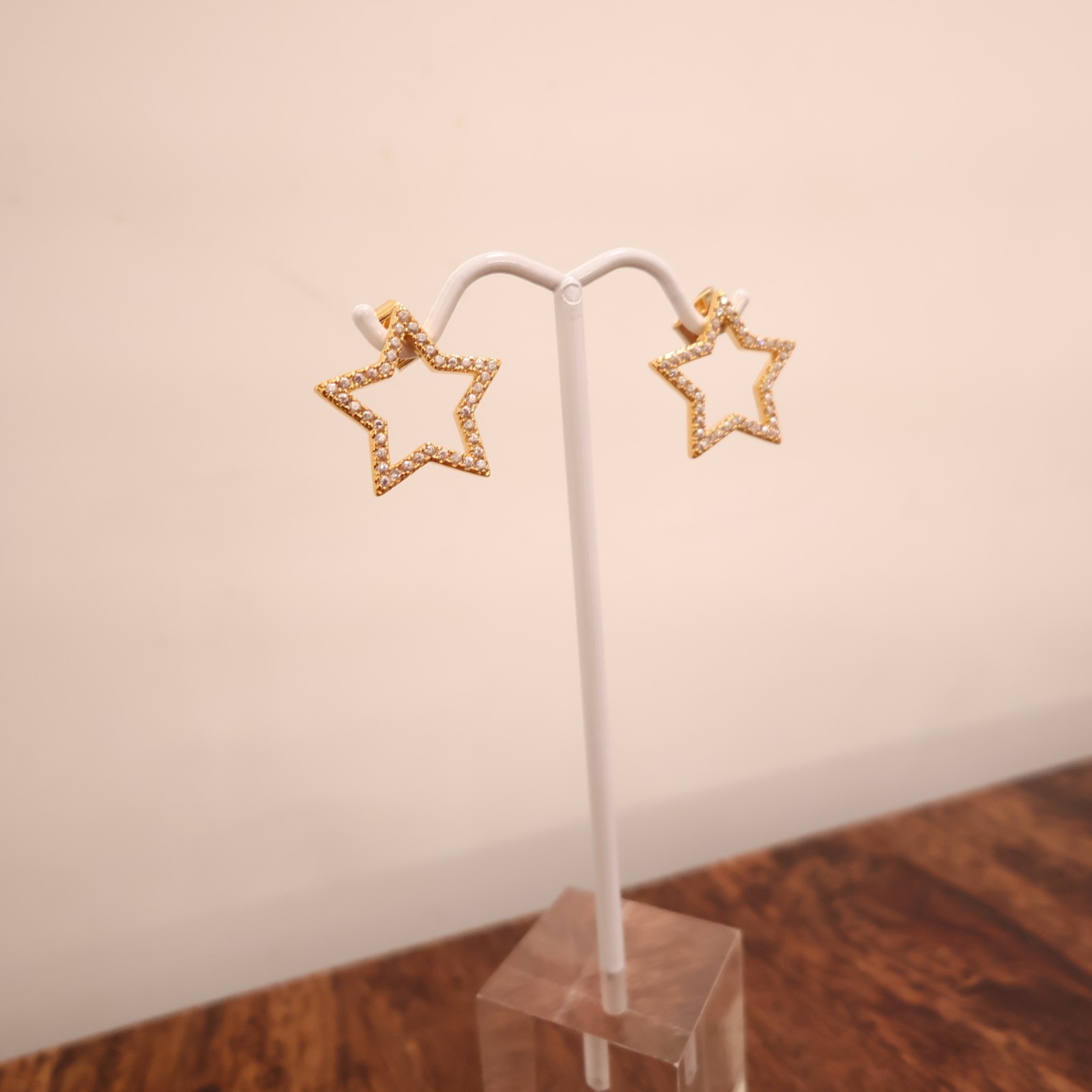 Star earrings goldtone pave clear crystals sparkly butterfly backs outline studs