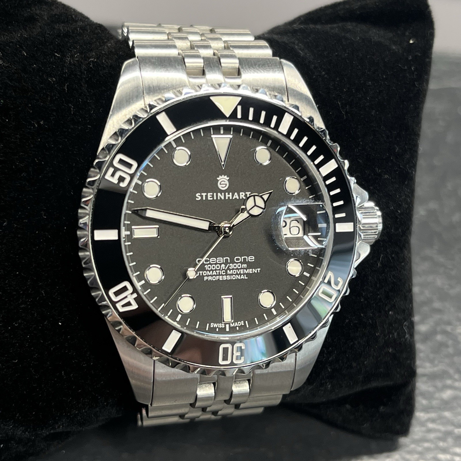 Steinhart Ocean One 39 Black Swiss Automatic Diver Watch