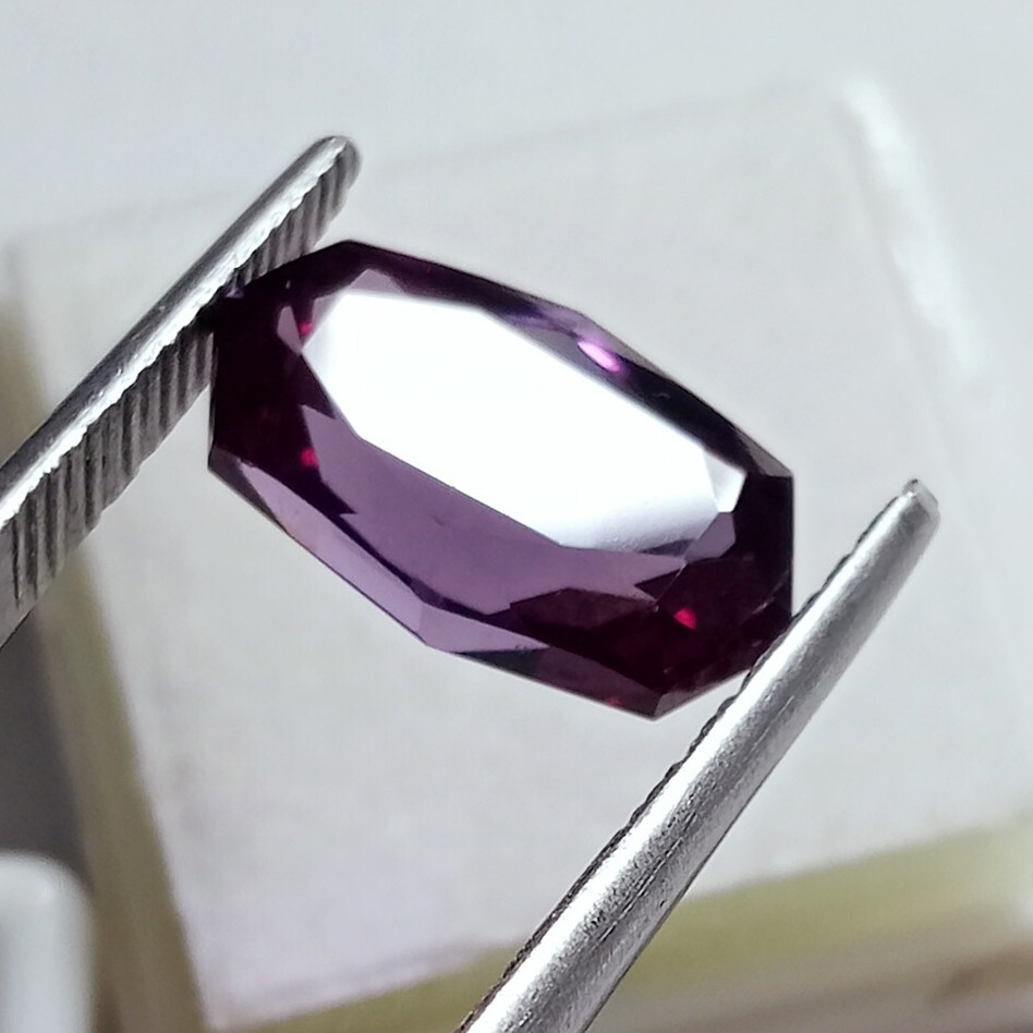 Alexandrite Colour Changing Natural Fancy Cut 10-12Ct Certified Gemstone