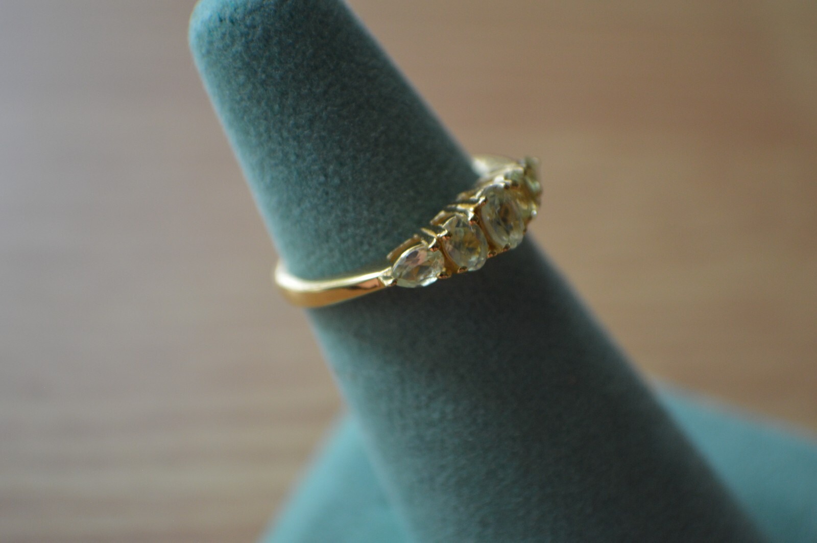 1.00ct Brazilian Canary Chrysoberyl 5 Stone Ring 14K YG over Fine Silver Size 6