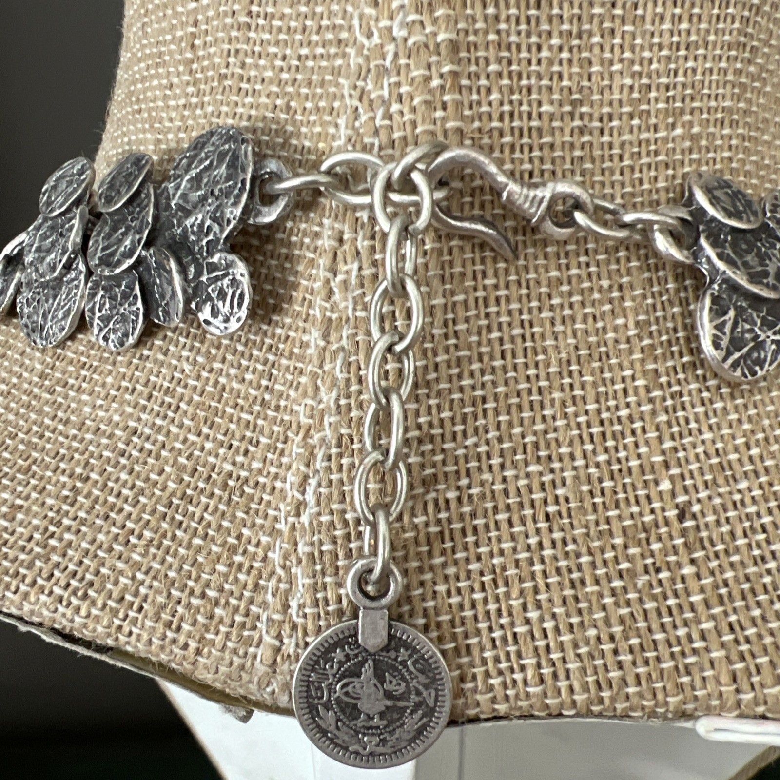 TURKISH SILVER PLATED ZINC HAND HAMMERED COIN MODERNIST ABSTRACT NECKLACE 22″