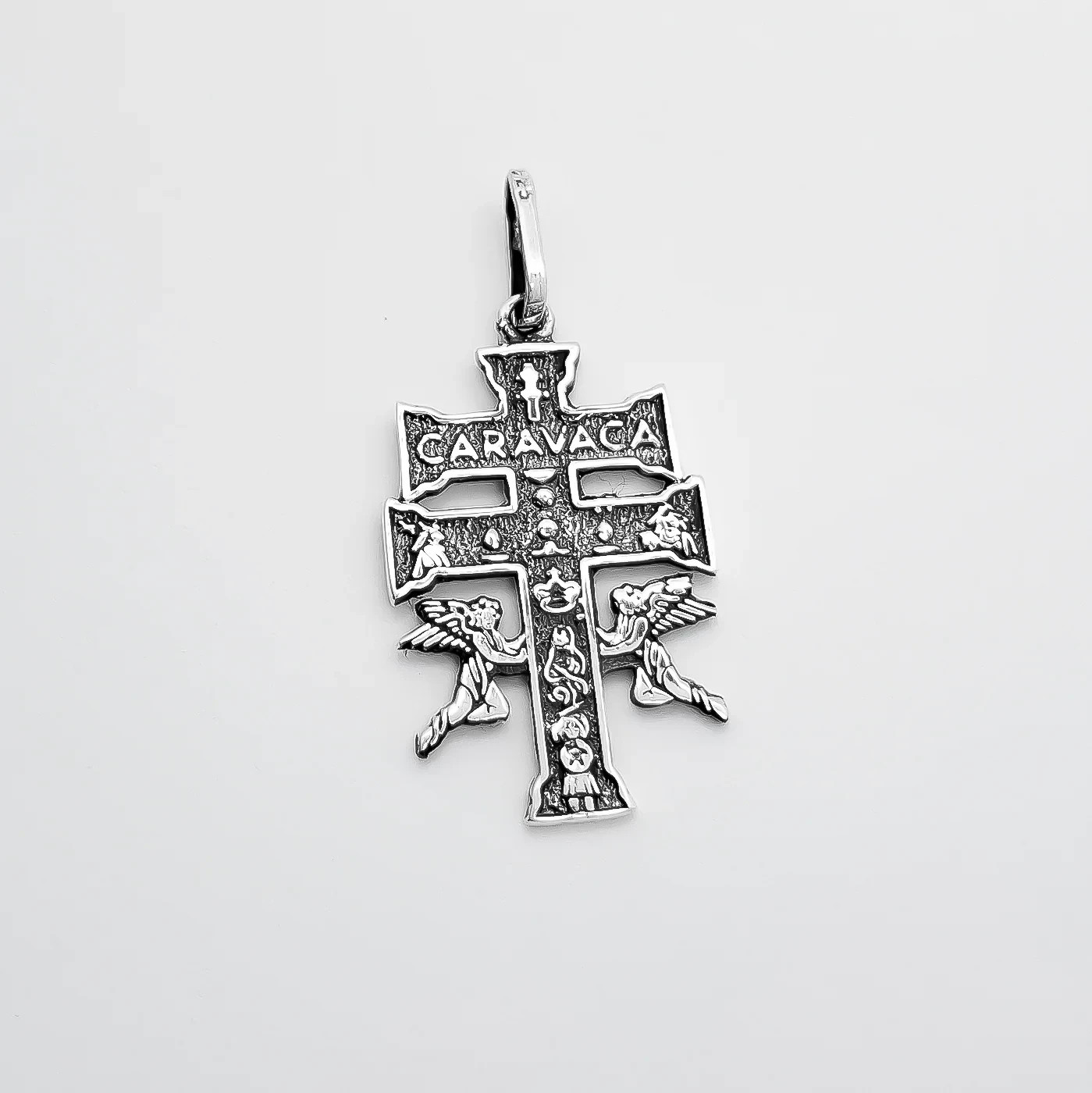 Dije Caravaca Pavonada Plata ley .925 Alto 2.5CMxAncho 1.7CM