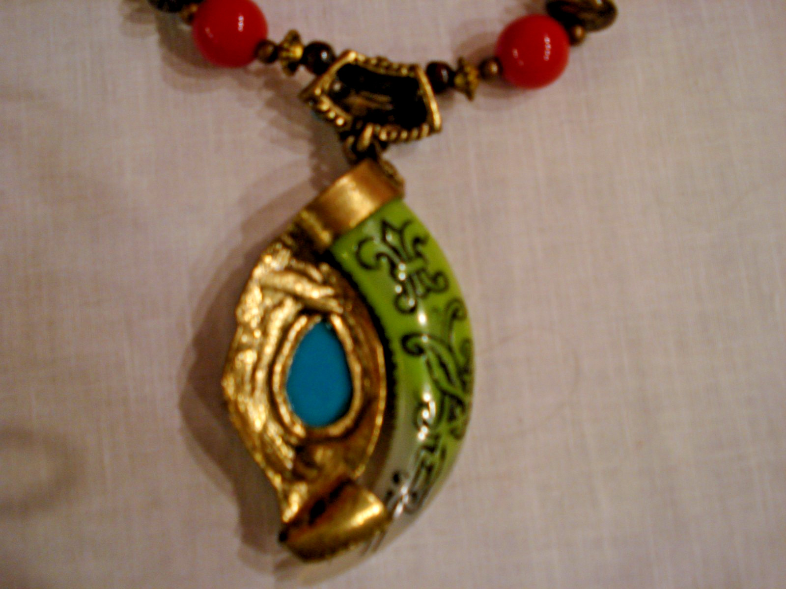 LARGE VINTAGE MULTICOLOR ARTSY BOHO STATEMENT NECKLACE ART TO WEAR JEWELRY