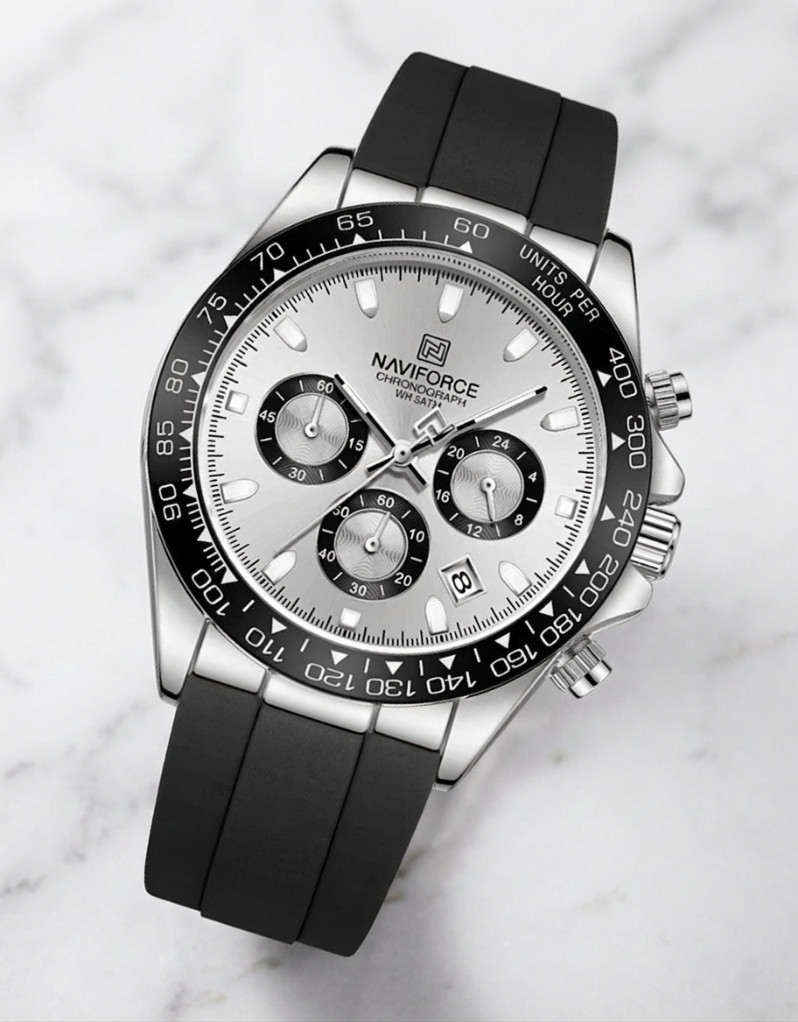 Men’s Watch 45MM Luxury Diver Quartz Movement Waterproof Silver Dial Wristwatch