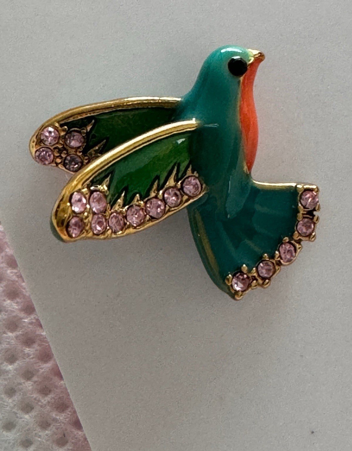 New Kate Spade Scenic Route Hummingbird Stud 12K Gold Plated & Enamel. So Pretty