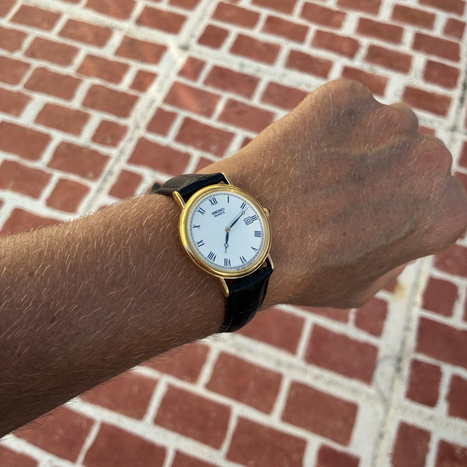BEAUTIFUL Seiko Men’s Classic Dress Watch