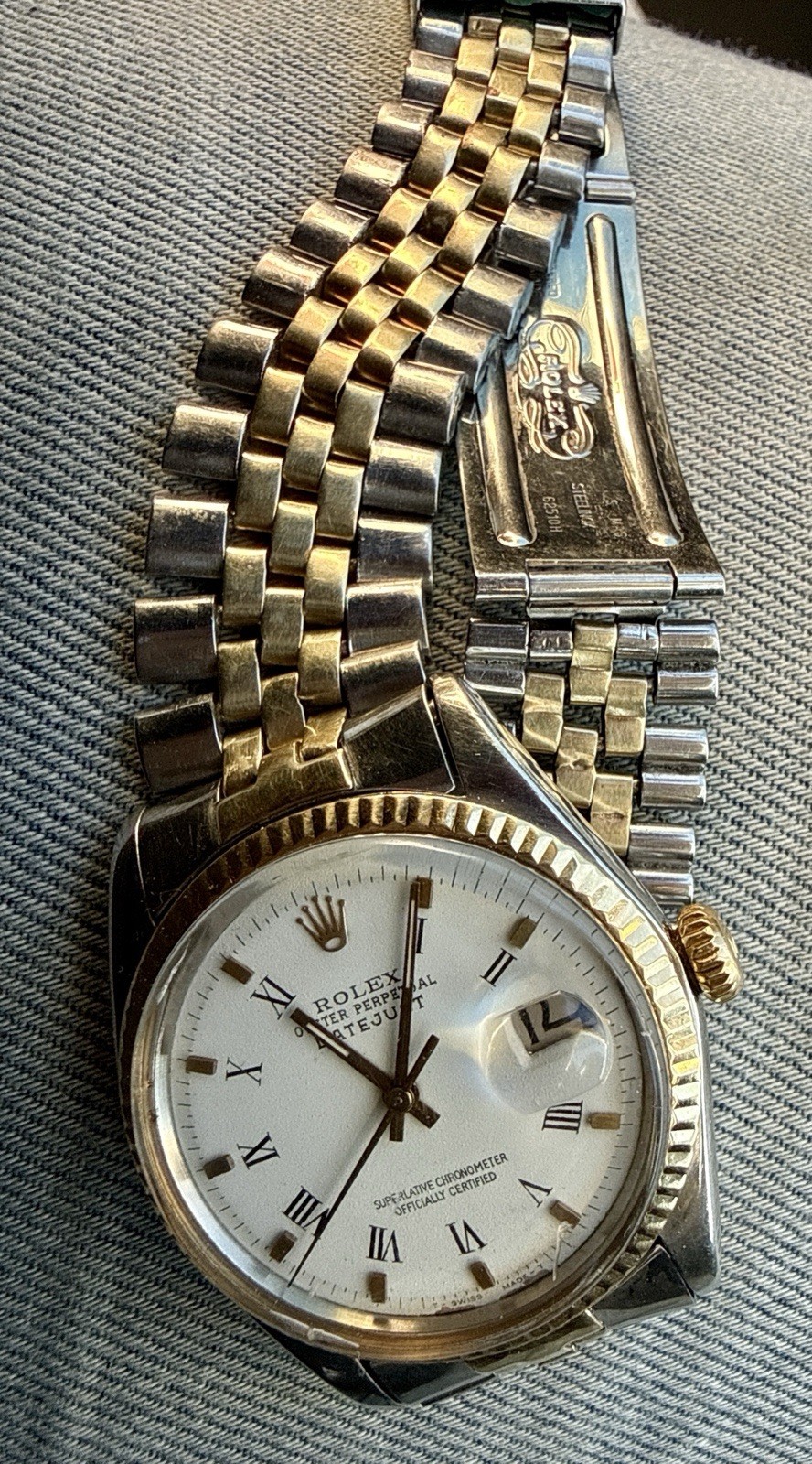 VINTAGE 1969 Rolex DATEJUST 1601- white Roman Dial Runs Keeps Time NEEDS SERVICE