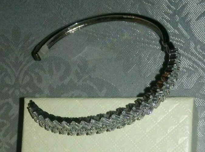 925 Sterling Silver Cubic Zirconia  bracelet 7″by Fuzion Creations International