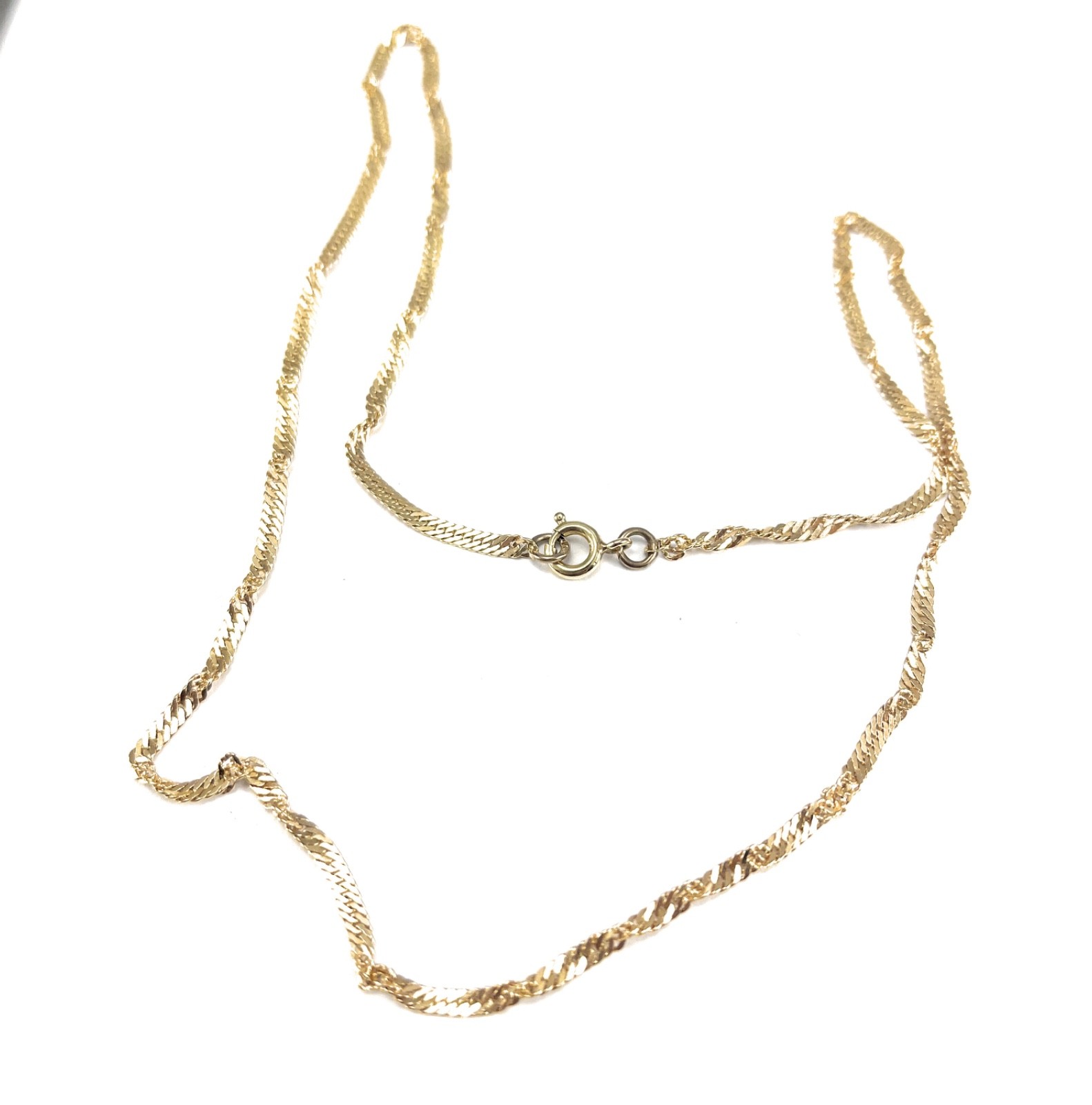 9ct Gold Chain Twisted Curb Link Hallmarked Gold 2.8 grams 16” gift box