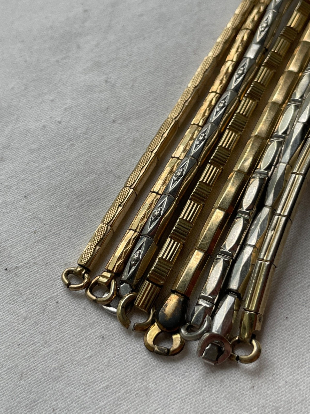 GREAT KIT!!! 8 art-deco USA gold filled ladies watch bands – lot 0807