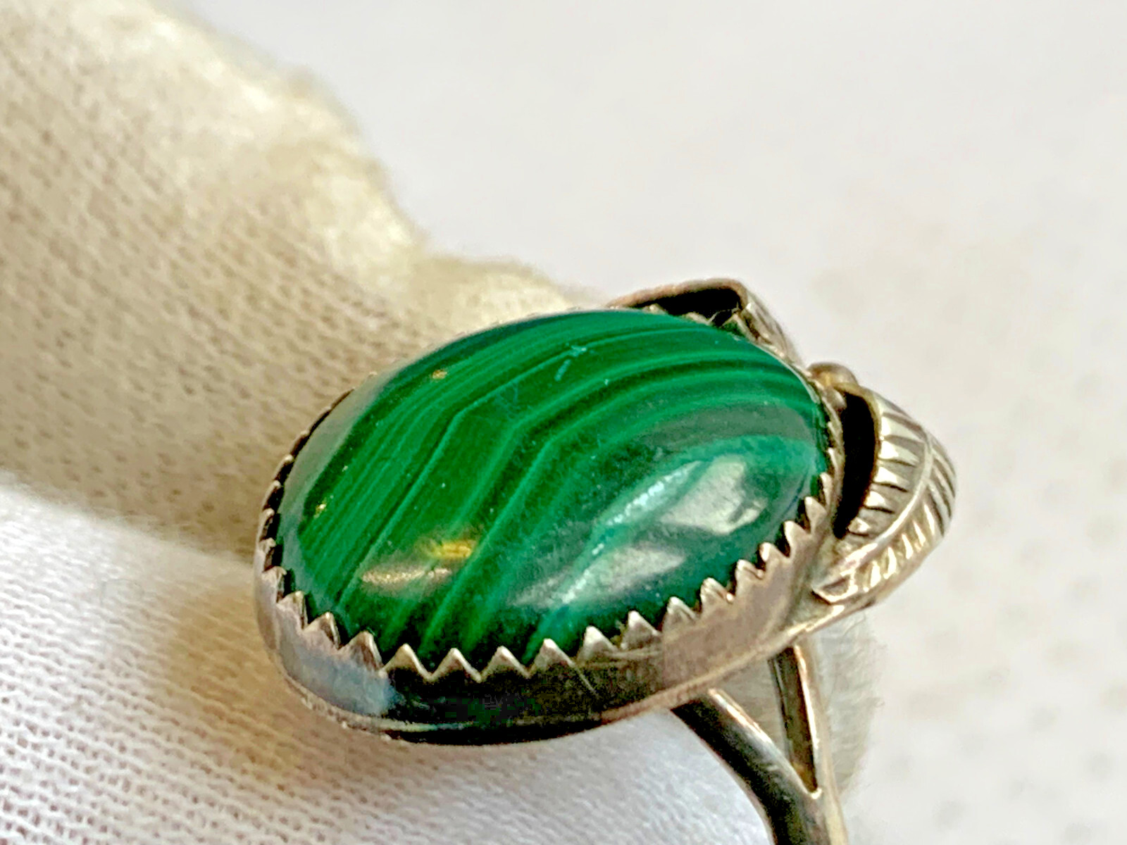 Sterling Silver Signed Ring 5.92g Fine Jewelry Size 7.75 Band Green Malachite
