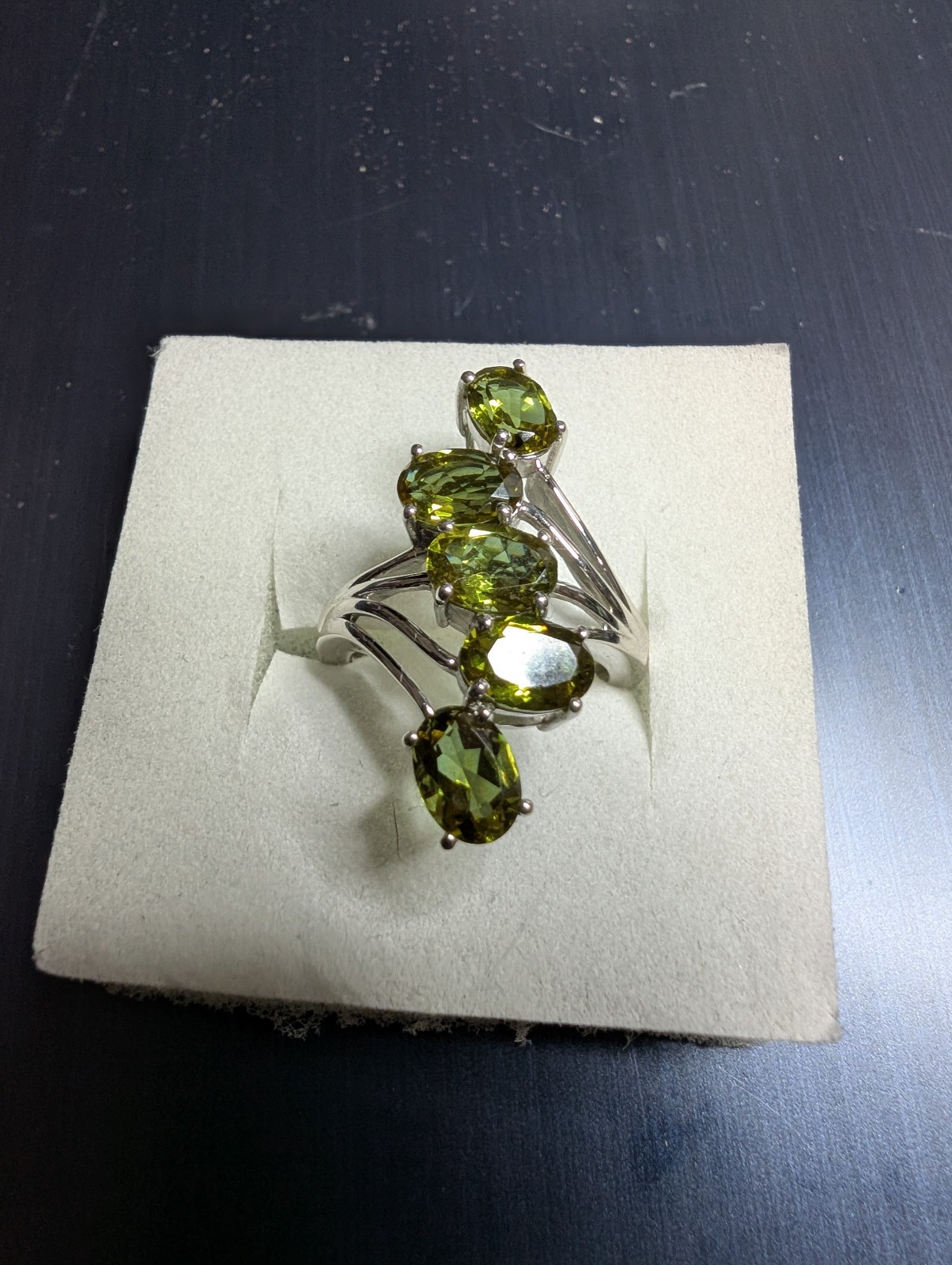 Alexite 7x5mm color changing Sterling Silver ring size 7 3.85 ctw DAD1137