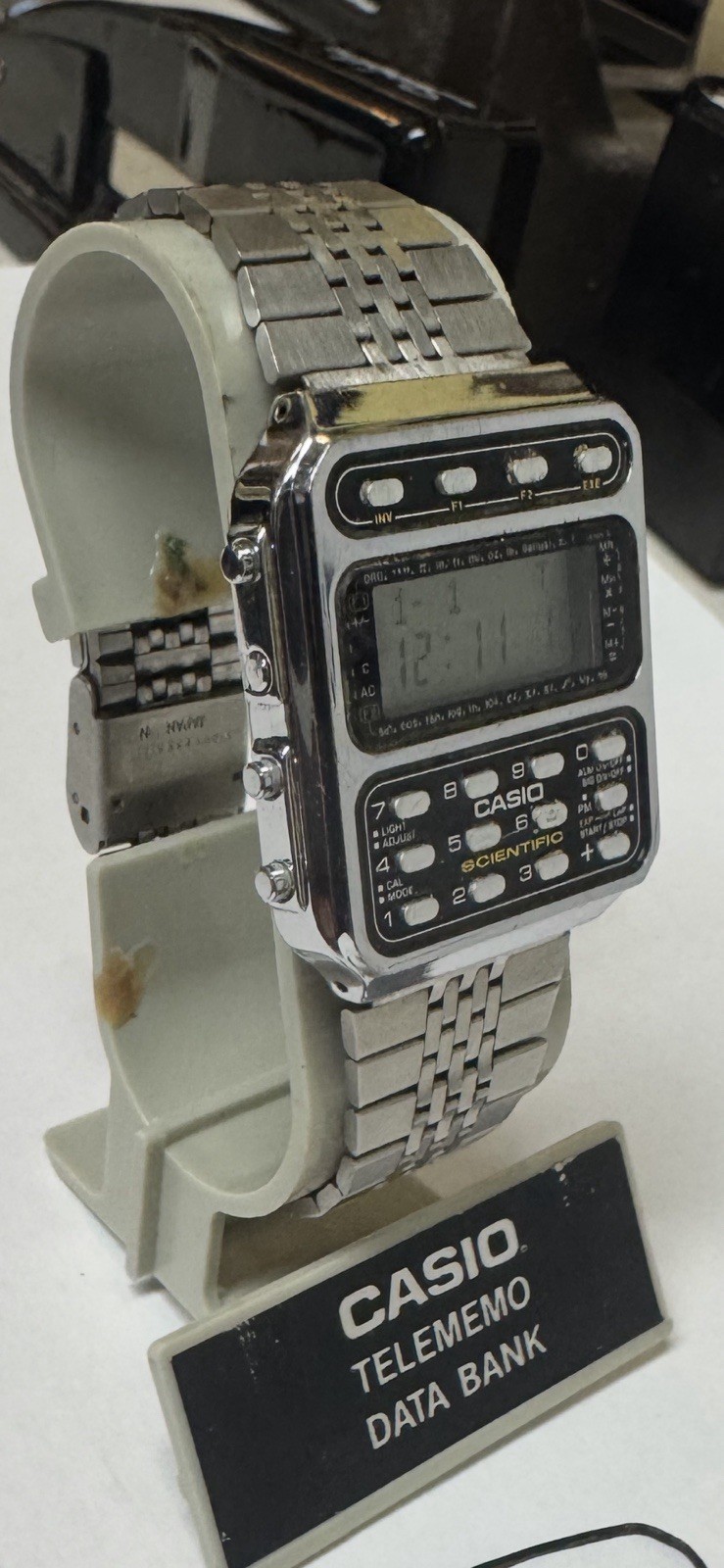 Casio CFX-200 Scientific Calculator Watch Vintage 197 Model, Made in Japan 1983