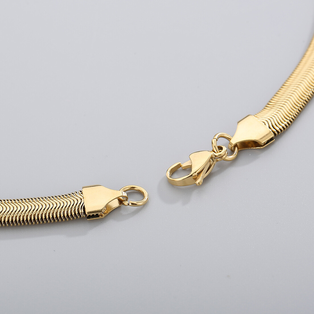 3-8mm Hot Stainless Steel Silver Flat Snake Chain Necklace Women Men 20″22″24″
