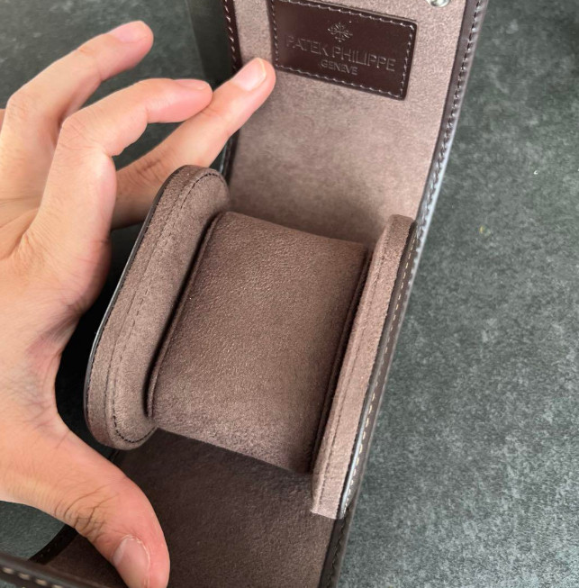 New 2025 Authentic Patek Philippe Dark Brown Travel Case – Watch Carry Box