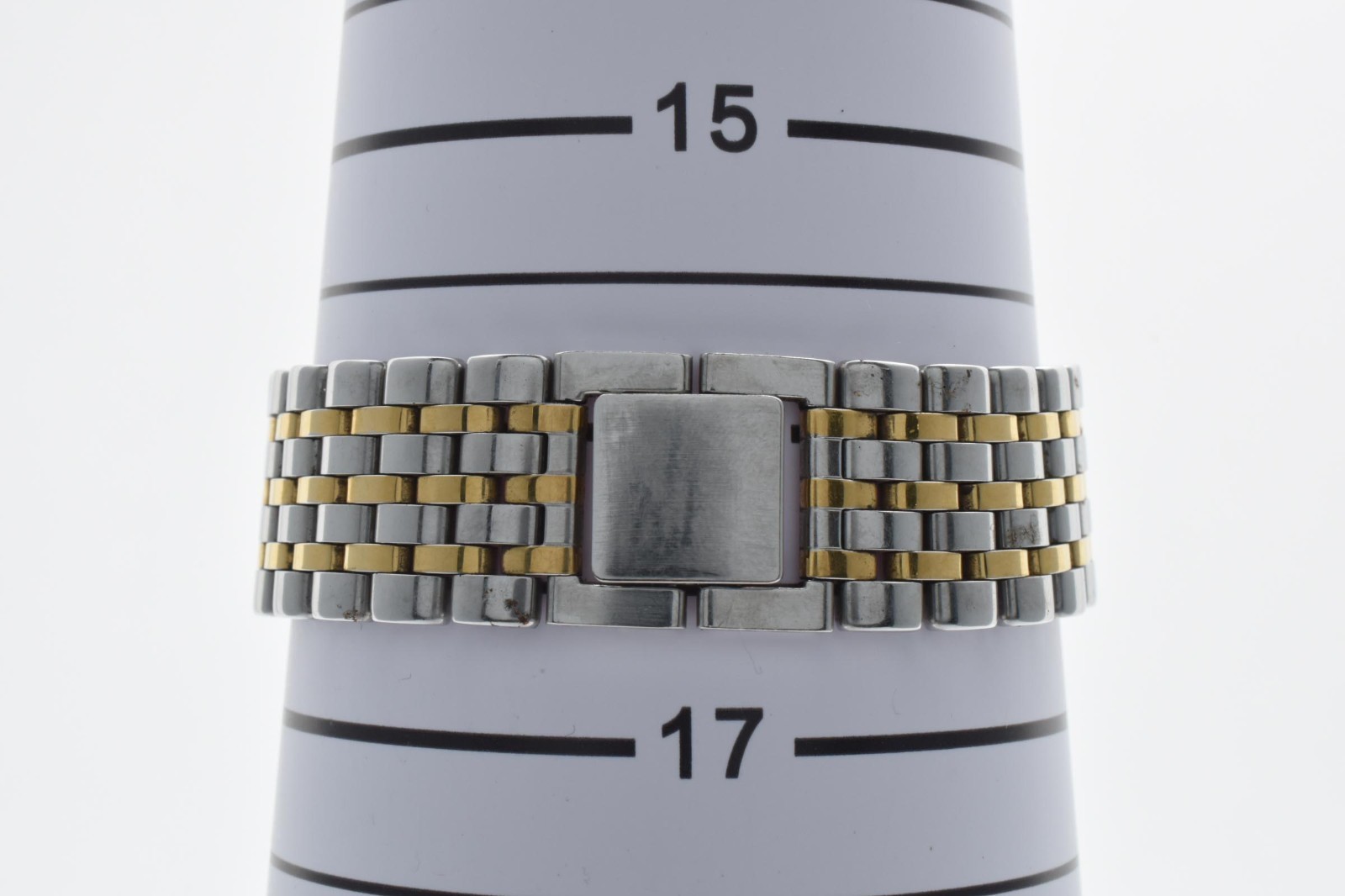SEIKO Session 8N41-7010 Quartz Two-Tone Analog Bracelet Watch Silver Dial 34mm