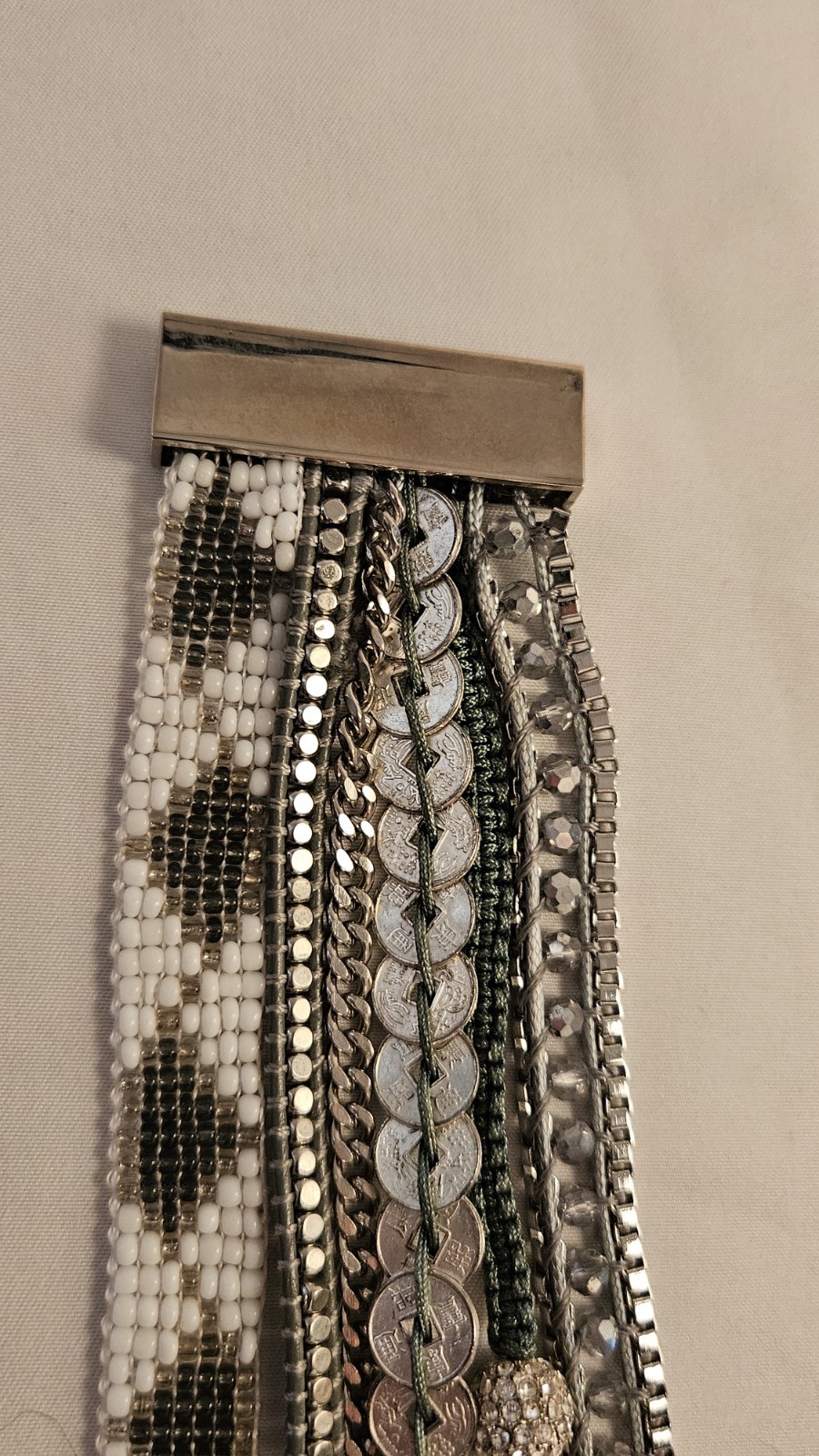 Victoria Emerson Bracelet Crystal Beaded Chain Cuff Womens 7.5 Inch Silver