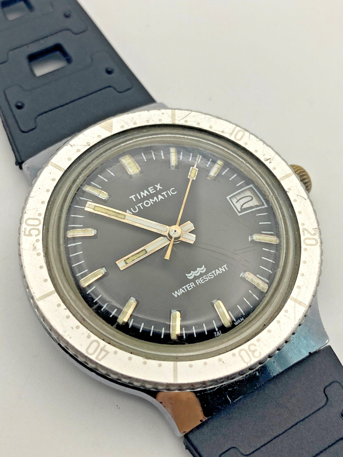 Vintage Timex Viscount Automatic Dive Date Watch 38mm Running Accurate +-2 Min
