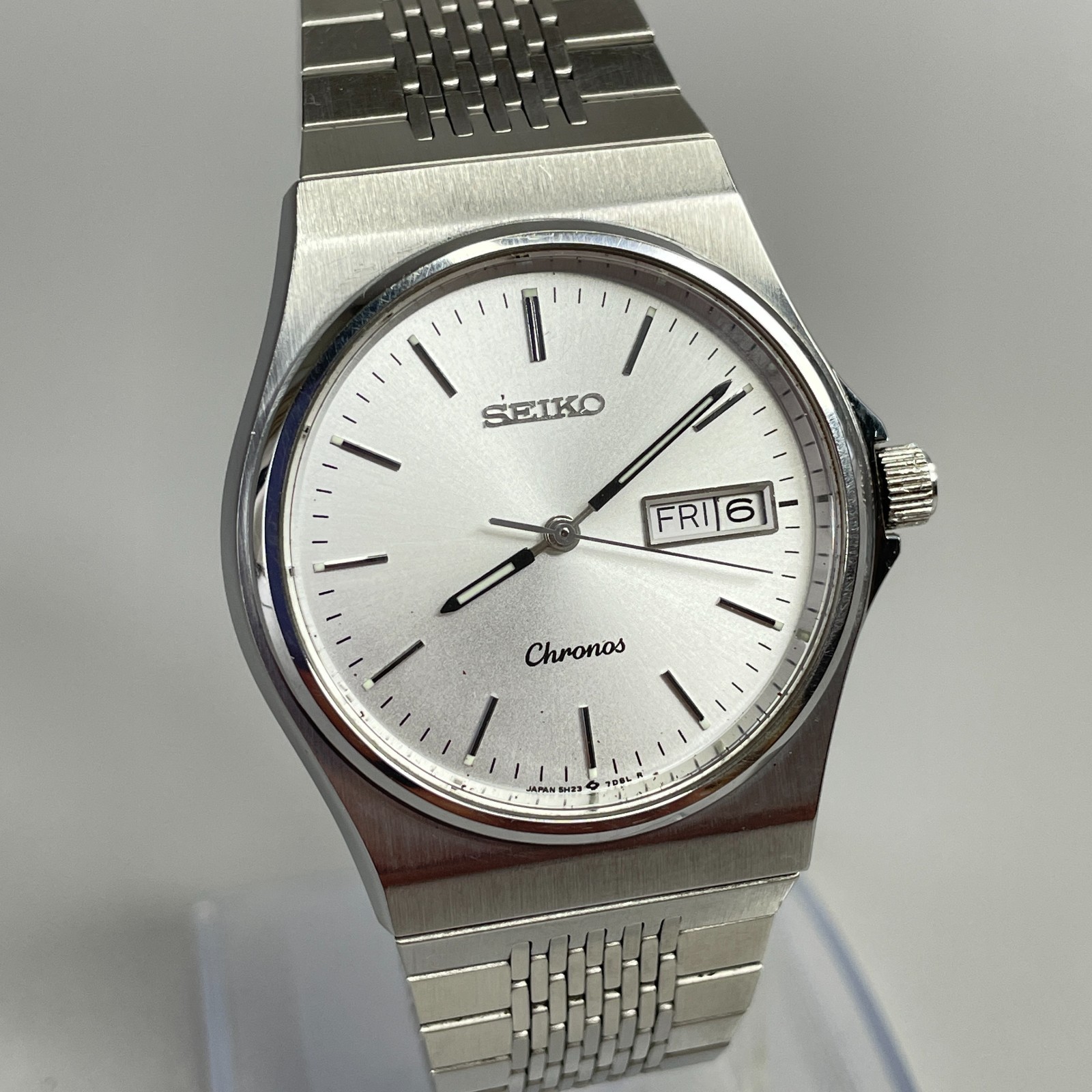 Vtg 1989 [N.Mint] Seiko Chronos 5H23-7D20 Japan 35mm Silver Dial Qz Men’s Watch