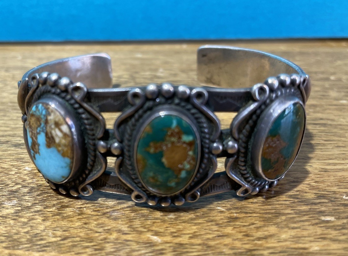 Vintage Navajo Fred Harvey Era 3 Stone Turquoise Cuff Bracelet Stamp Work