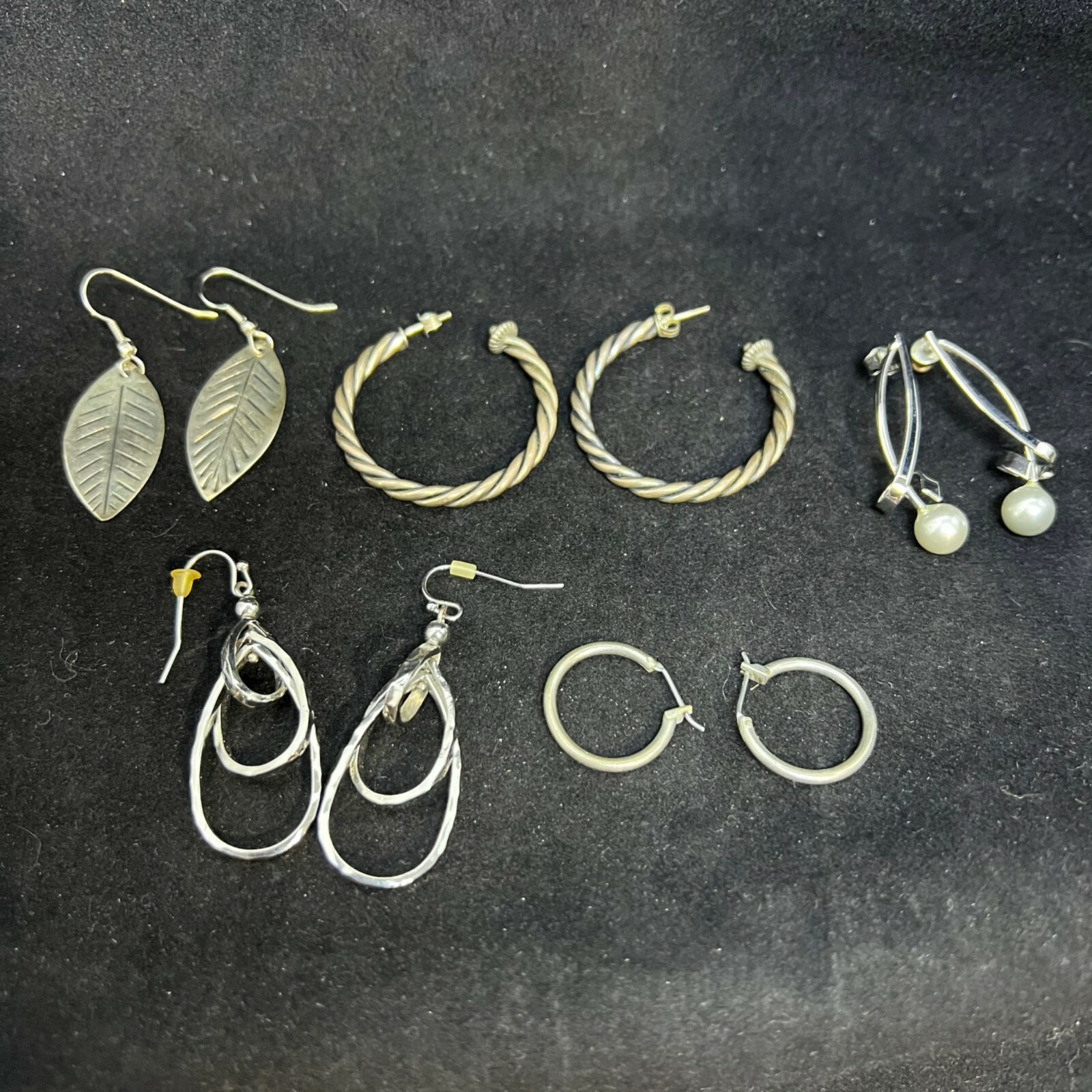 Lot of 5 Pair Silver Tone Pierced Earrings (2939)