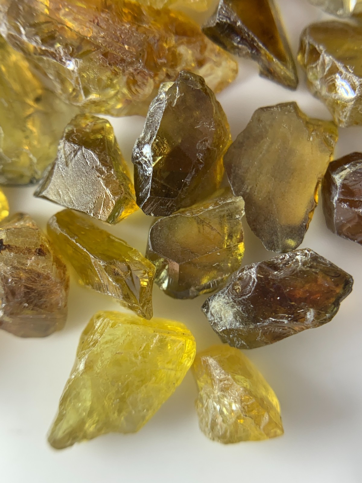 53 Ct Natural Sphene (Titanite) Rough Lot | Yellow-Green Fire Dispersion | Pak