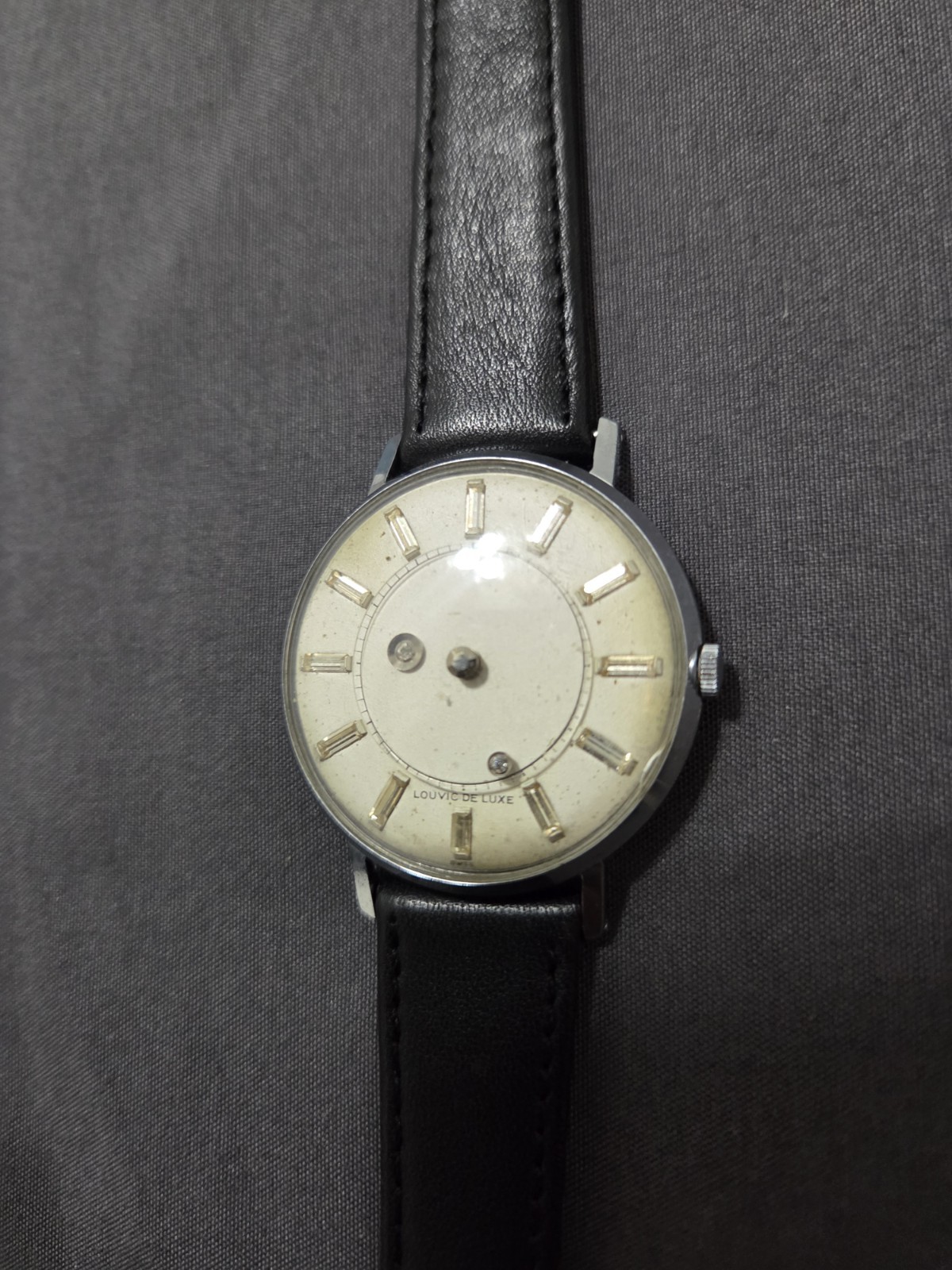 Rare 1960s Louvic De Luxe Mystery Dial 17 Jewels Swiss Mechanical Watch RUNNING