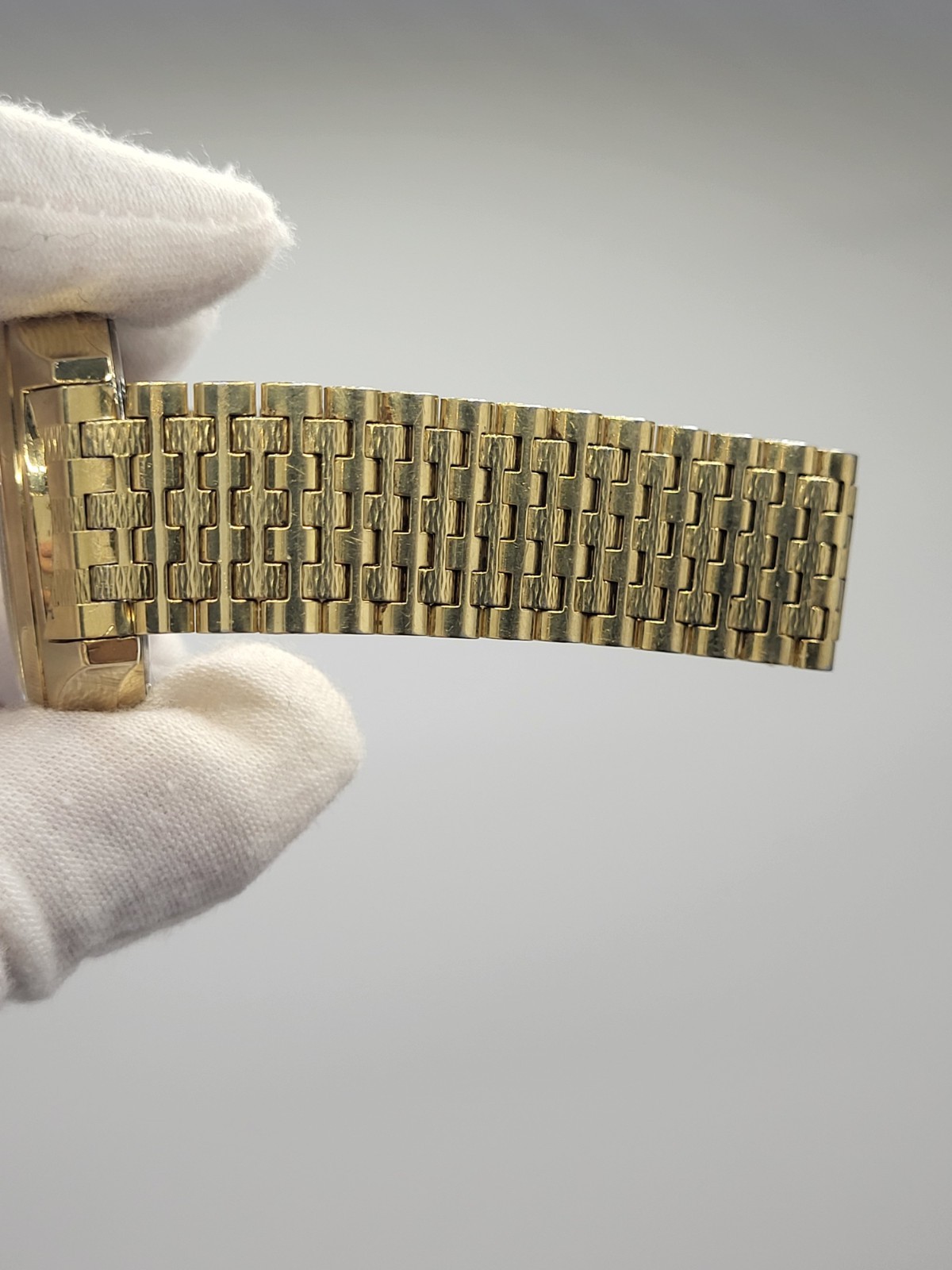 1972 SWISS [N. MINT] Zenith Movado Electronic Tuning Fork ESA 9162 mens watch