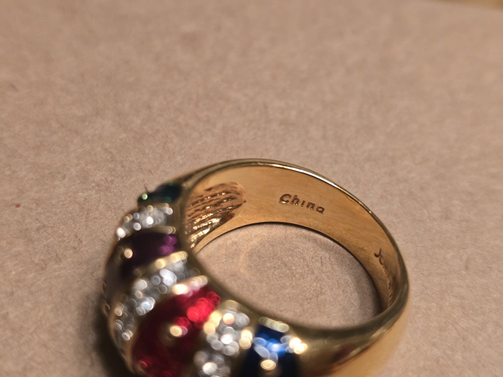 Vintage Joan Rivers Enamel and Rhinestone Ring Size 8 Rare SEE DESCRIPTION
