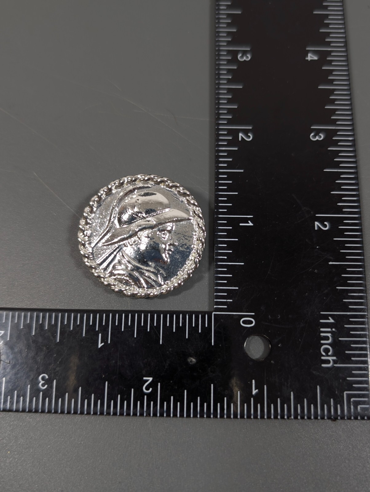 Vintage Silver Tone Woman with Hat Round Classic Retro Scarf Dress Clip