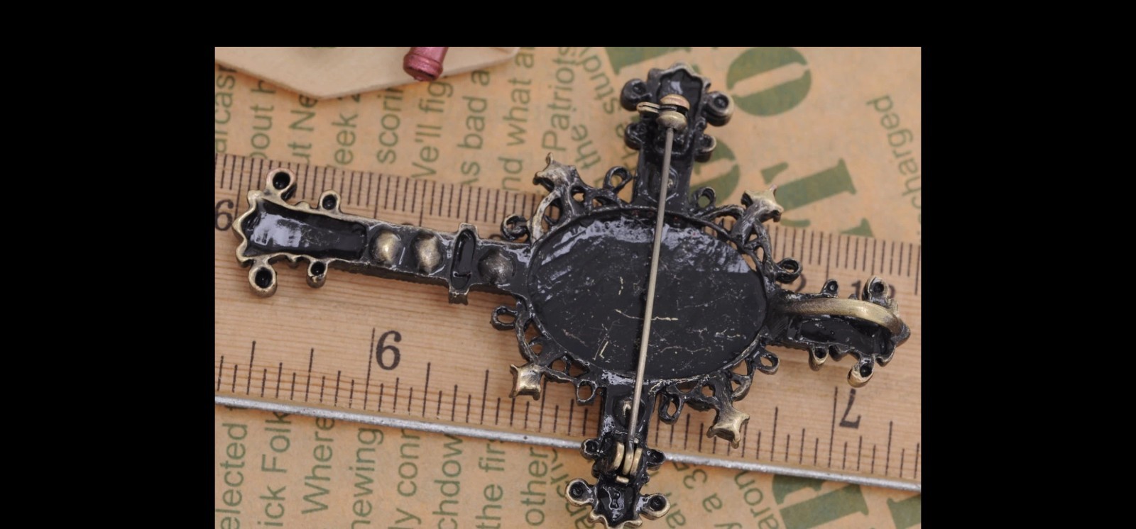 Gothic Cross Cameo Brooch Pin Red Rhinestones Black Gold 4 in Religious