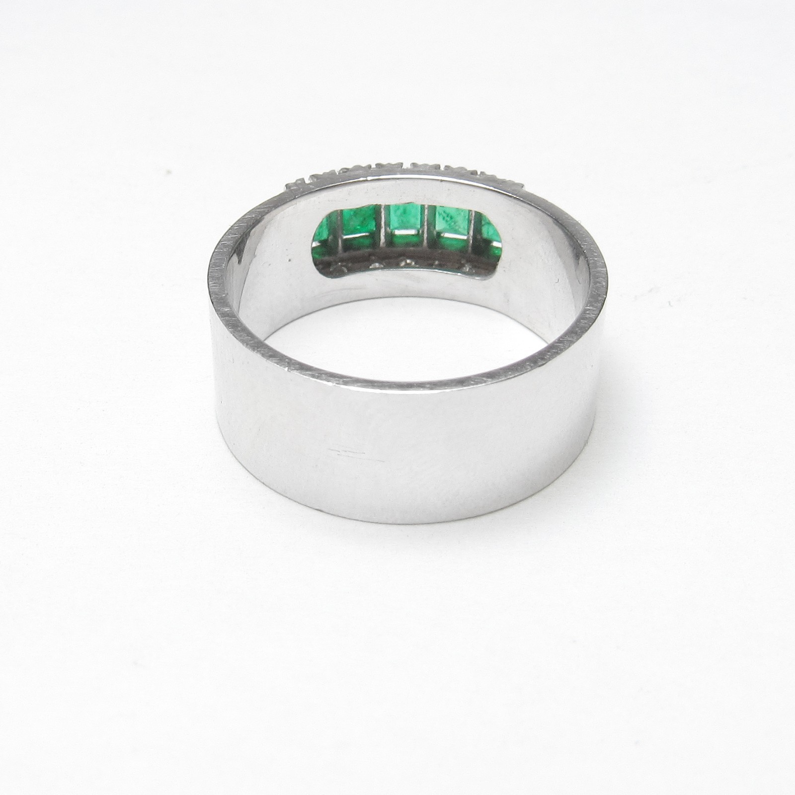 Platinum 5 Natural Square Cut Shamrock Green Emerald And Diamond Ring 0.57 Cts