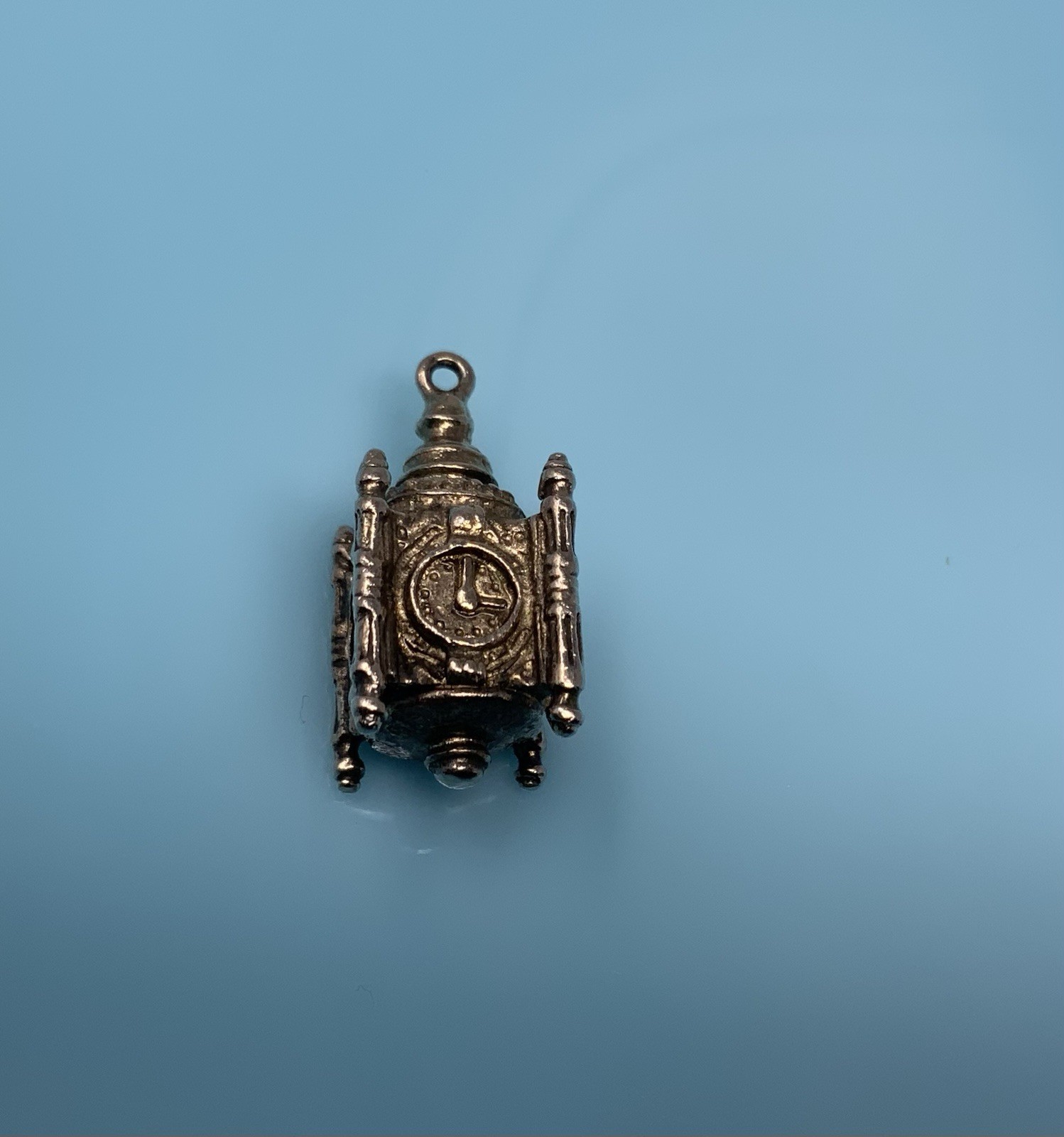 Vintage Marshall Fields Sterling Silver Building Clock Charm Chicago 7.3g