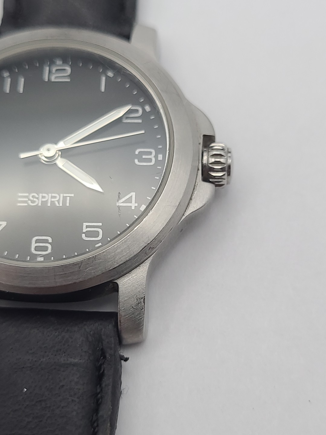 Esprit Watch Women Silver Tone Date Black Dial Leather Band New Battery Working