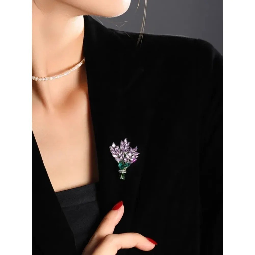 Purple Lavender Crystal Flower Brooch Elegant Rhinestone Pin Gift for Women New
