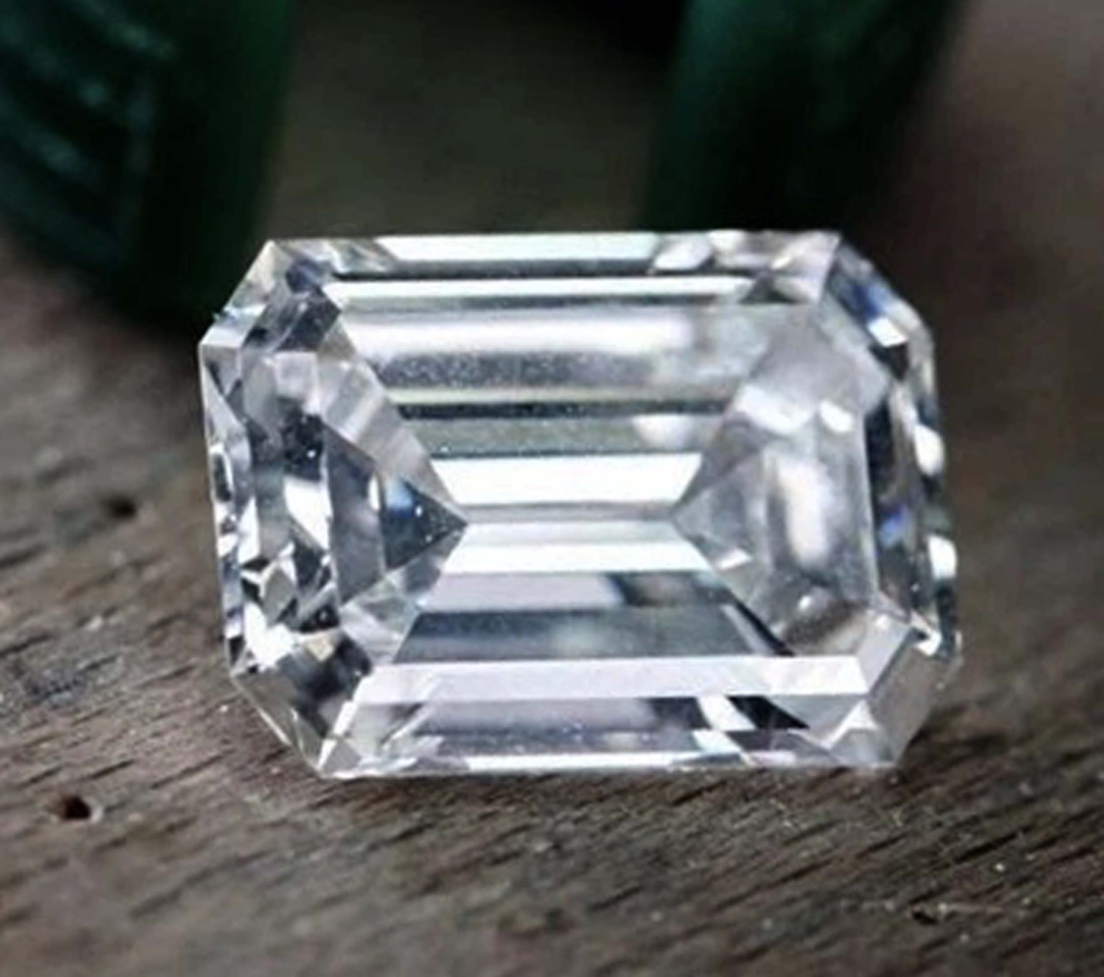 3.20 Ct Emerald Cut Lab Grown Diamond D Color VVS1 IGL Certified Loose Gem 5DOQ