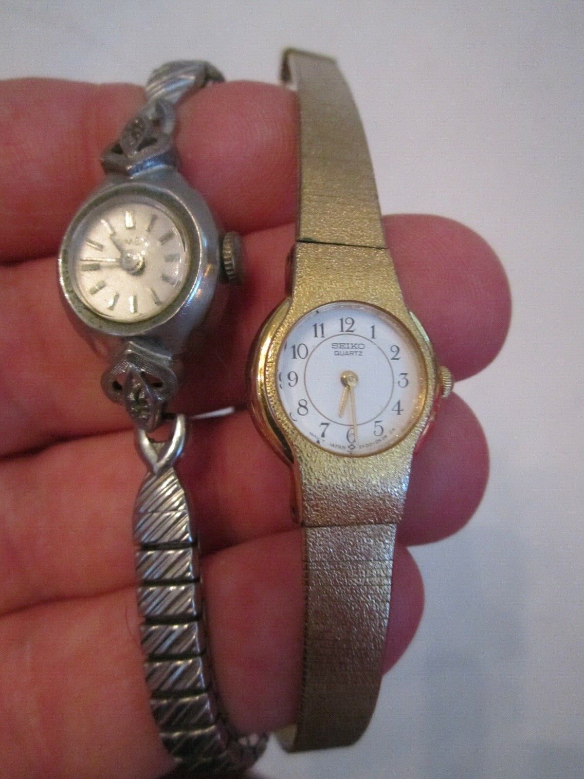 9 LADIES’ VINTAGE WATCHES – SEIKO, PULSAR, CARAVELLE, TIMEX, CITIZEN – BBA17