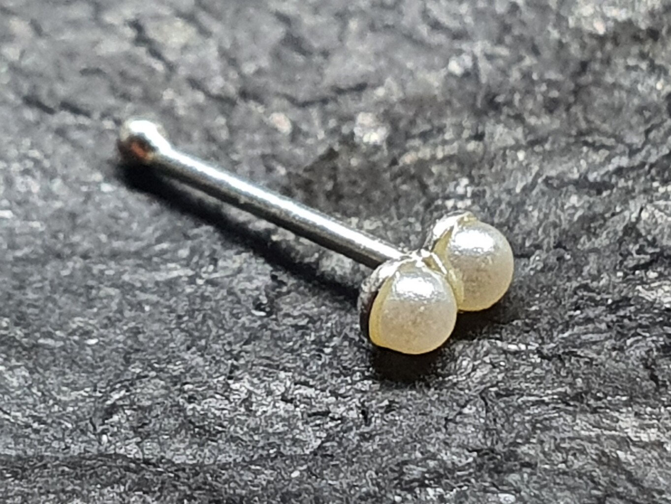 Pearl Nose Stud Double Cultured Twin Pearl 22g (0.6mm) 925 Silver Ball End