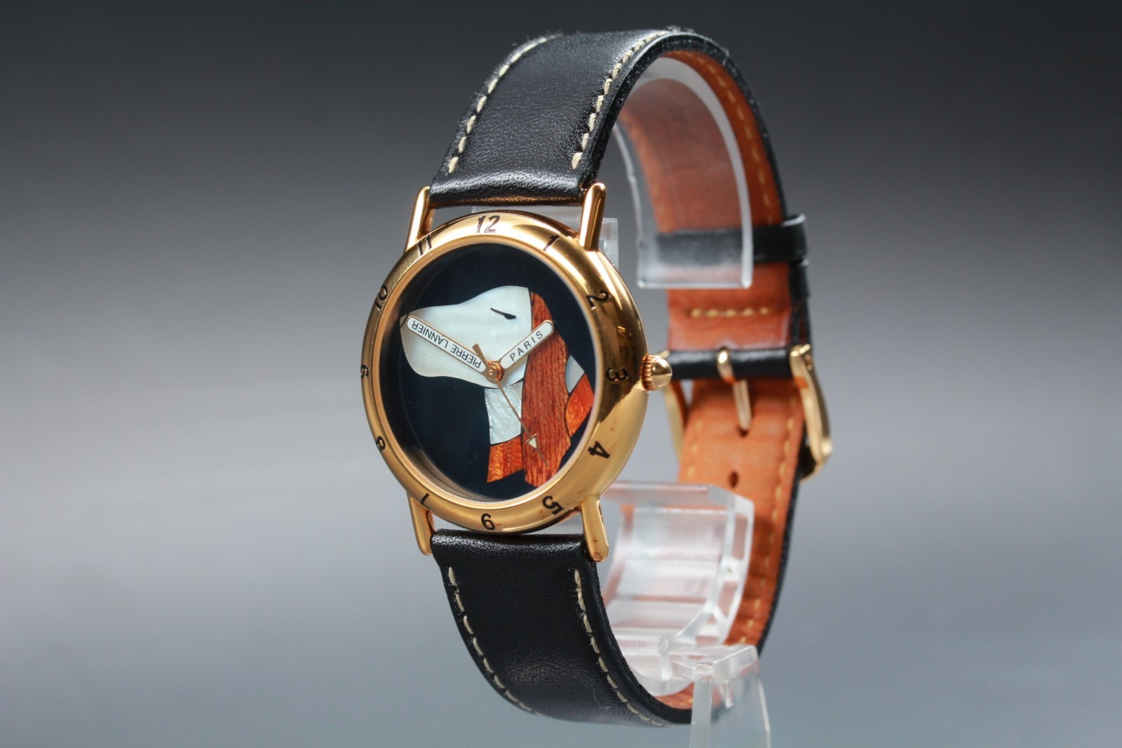[NEAR MINT] Vintage Pierre Lannier Dog Motif Shell Dial Men’s Quartz Watch JAPAN