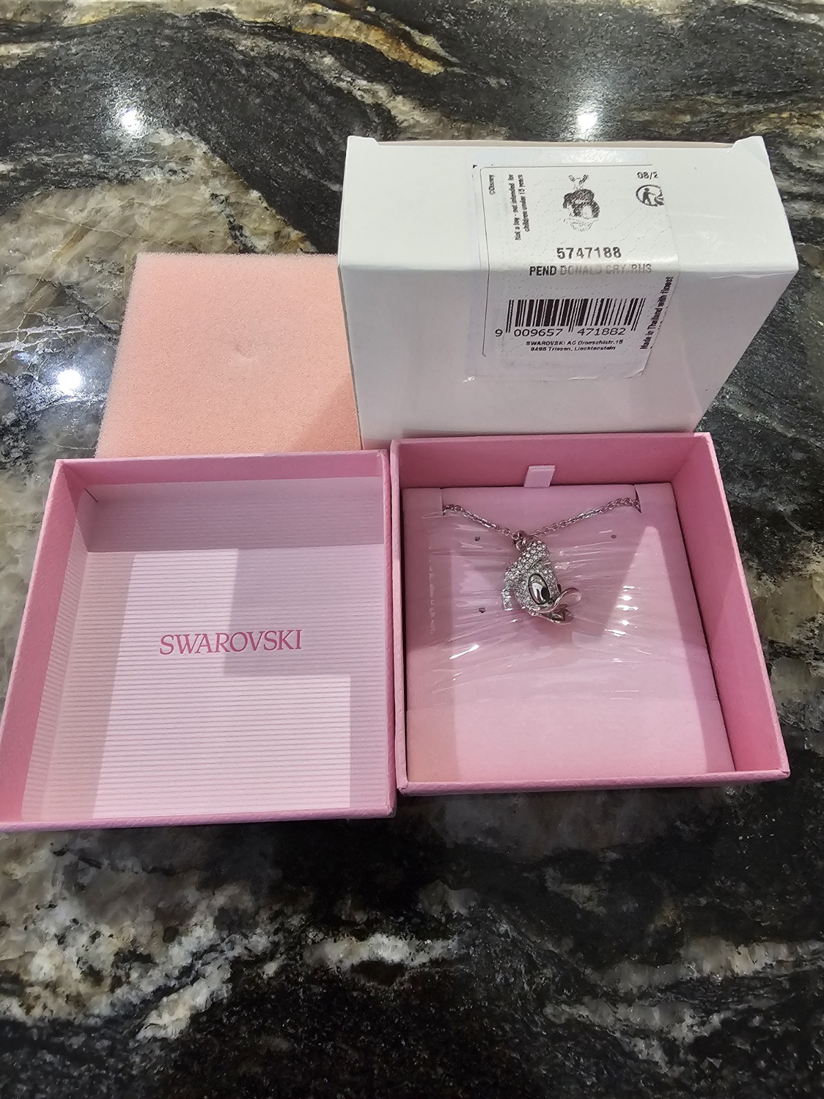 Swarovski Pave Limited 100 Years Disney Donald Duck Pendant Necklace Brand New!