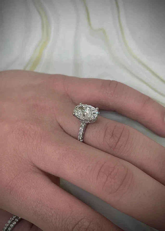 Oval Cut Diamond Women Ring 4.50 Carat Lab Grown IGI E F VVS 14k White Gold CVD