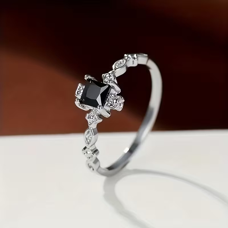 Beautiful Women’s Black Obsidian & Cubic Zirconia Ring, Size 10. FREE SHIP IN US