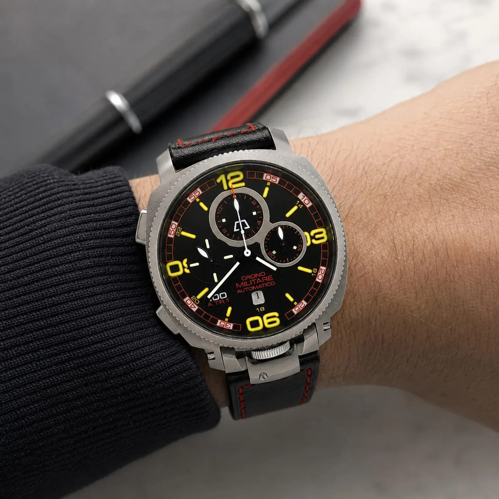 New Anonimo Limites Militare Crono 2007 with Box and Papers
