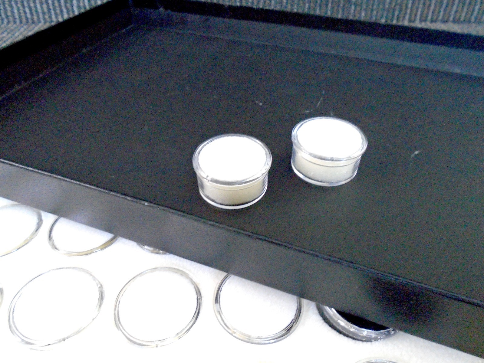 Jewelry Display Coin Jar Tray Gemstones Beads Lot of 2