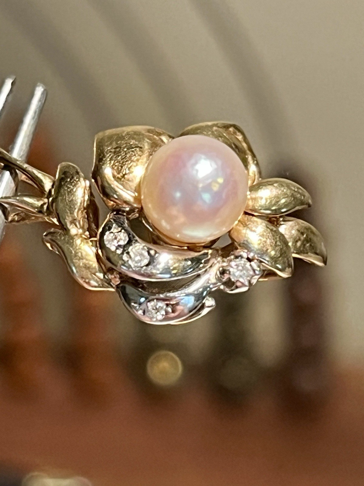 14k Yellow and White Gold Pearl and Diamond Pendant 2.41gr 1 X1/2 Inch Vintage