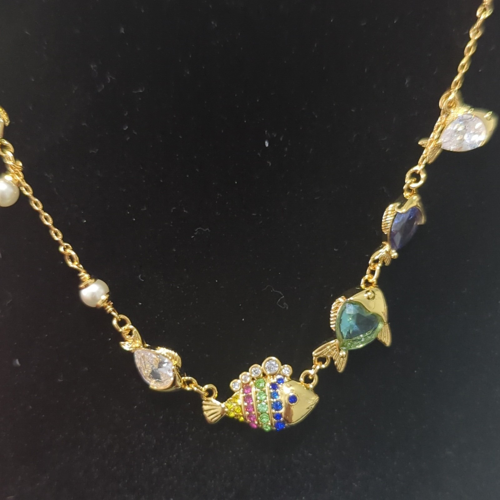 Kate Spade New York Gold Tone Fish Charm Necklace Crystal/Pearl Adjustable